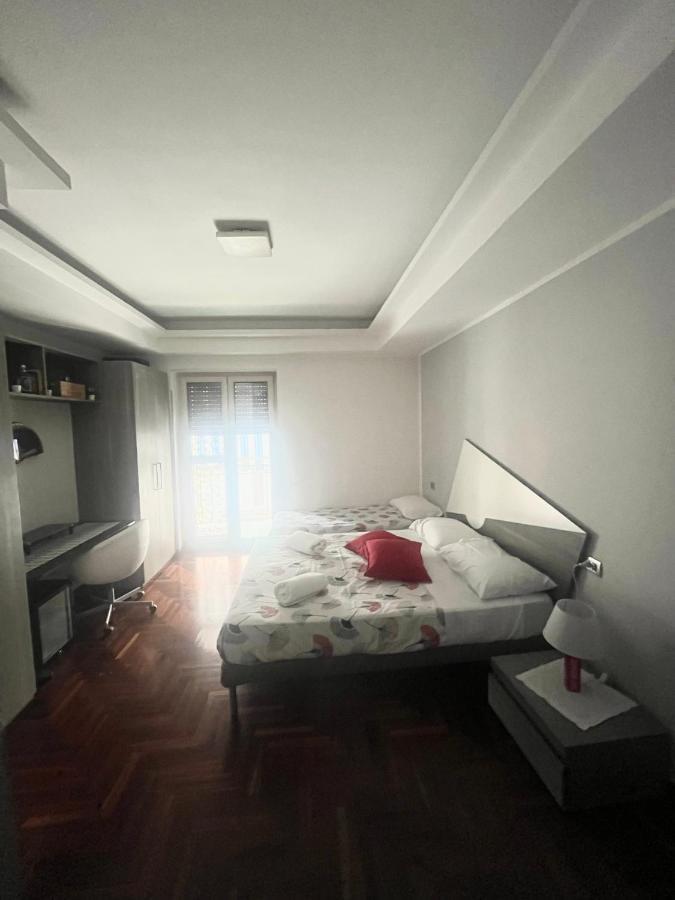 Apartamento La Casa Di Sassa Nápoles Exterior foto