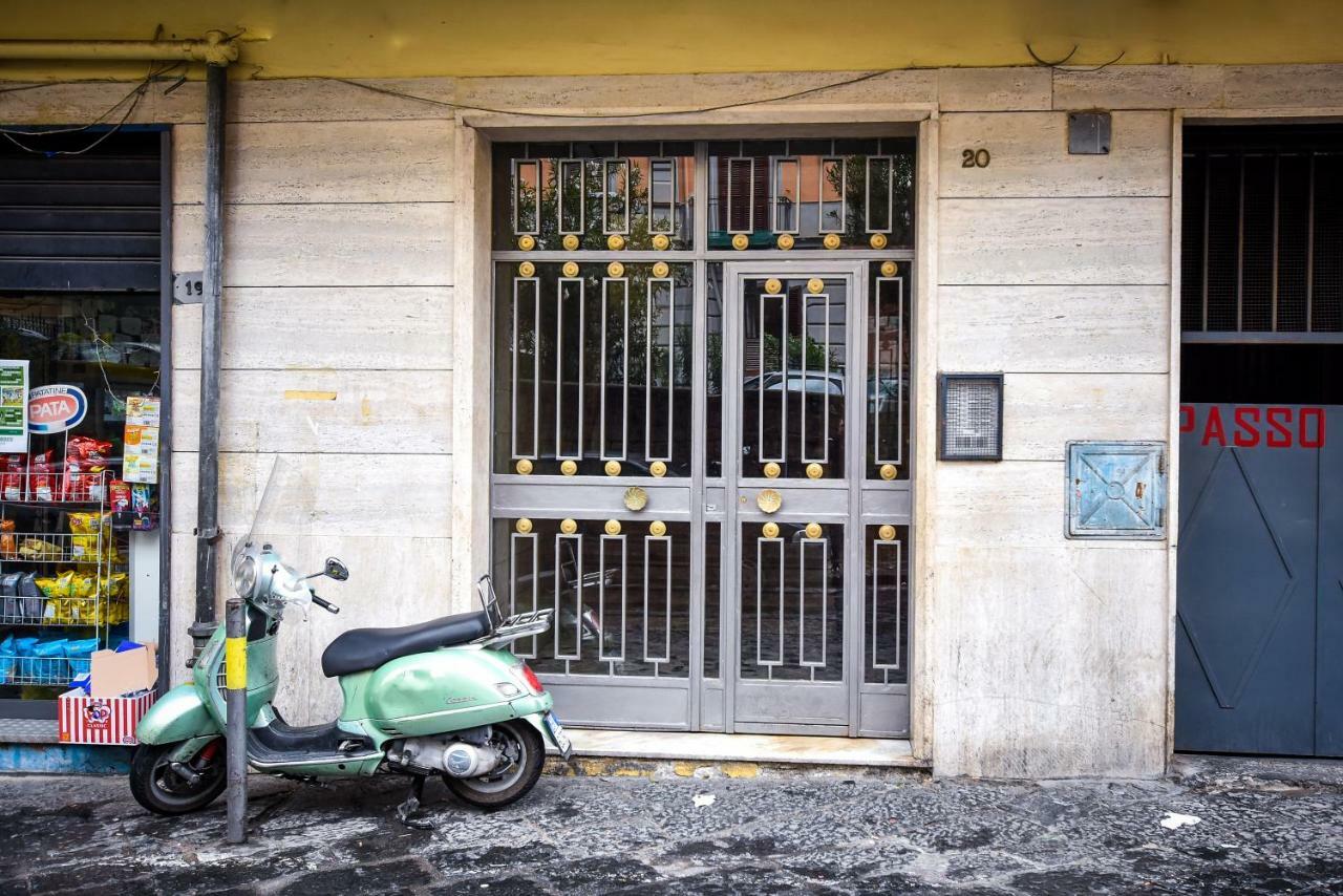 Apartamento La Casa Di Sassa Nápoles Exterior foto